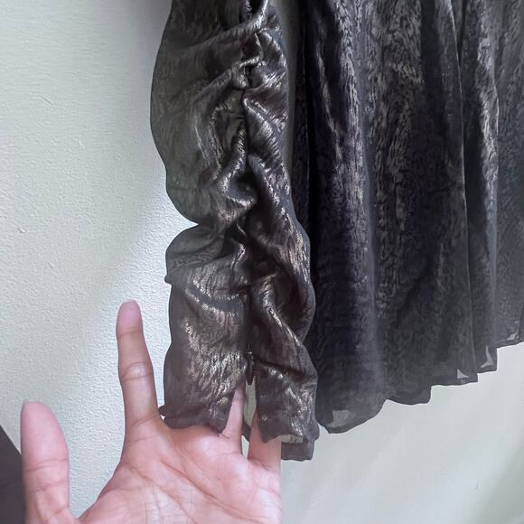 WALTER BAKER V-Neck Puff Long Sleeve Flowy Party Mini Dress Black Gold Womens XS - Picture 4 of 8